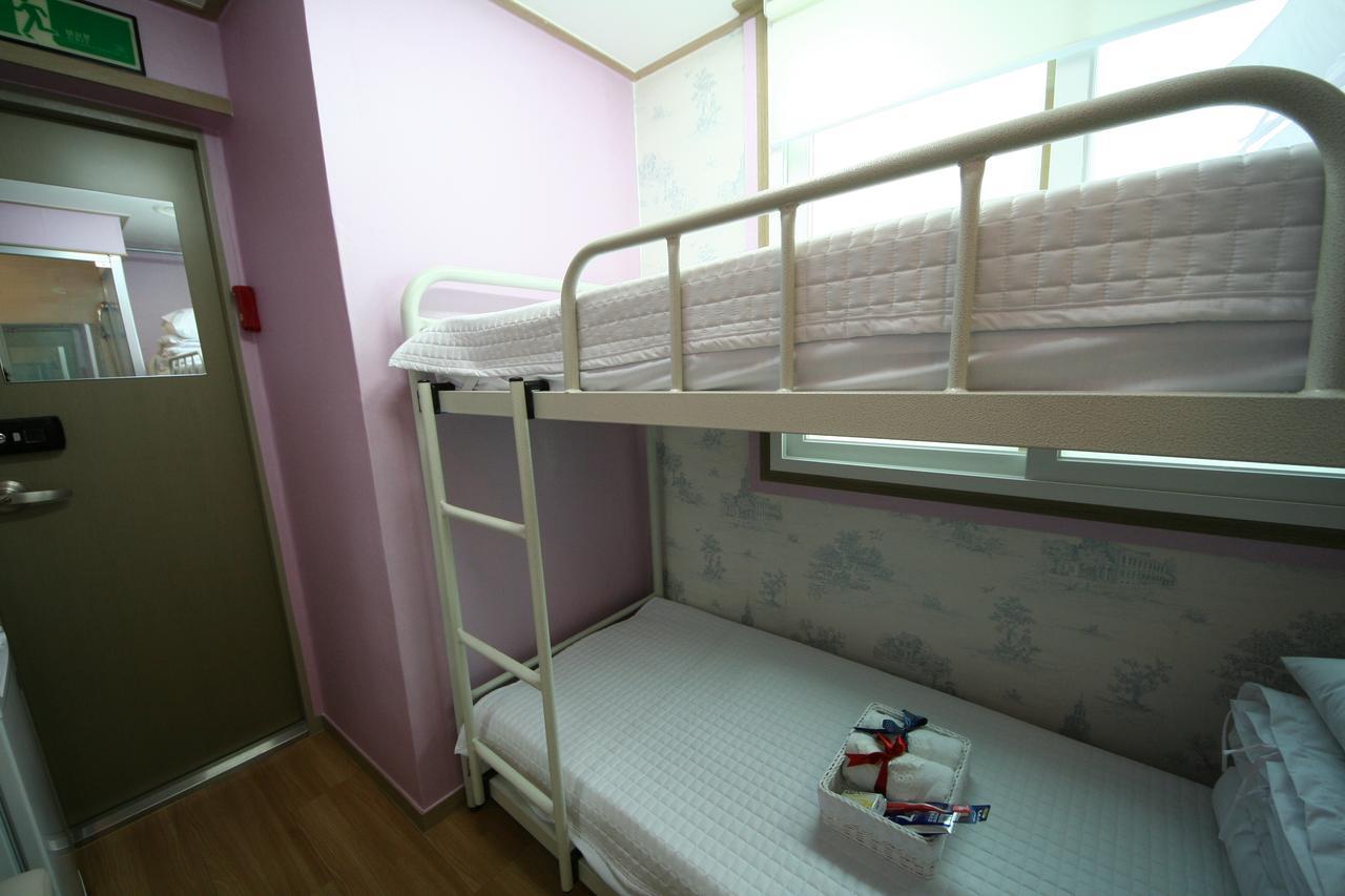 Vision Guesthouse โซล ภายนอก รูปภาพ